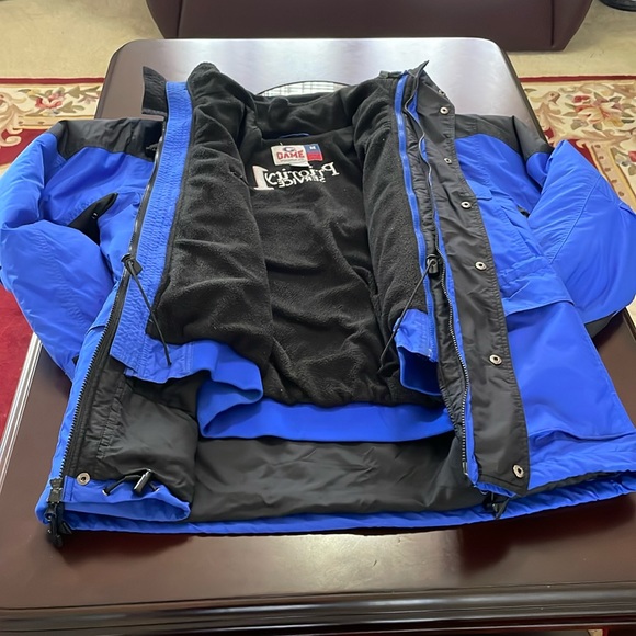 COPY - BMW coat - Picture 10 of 17